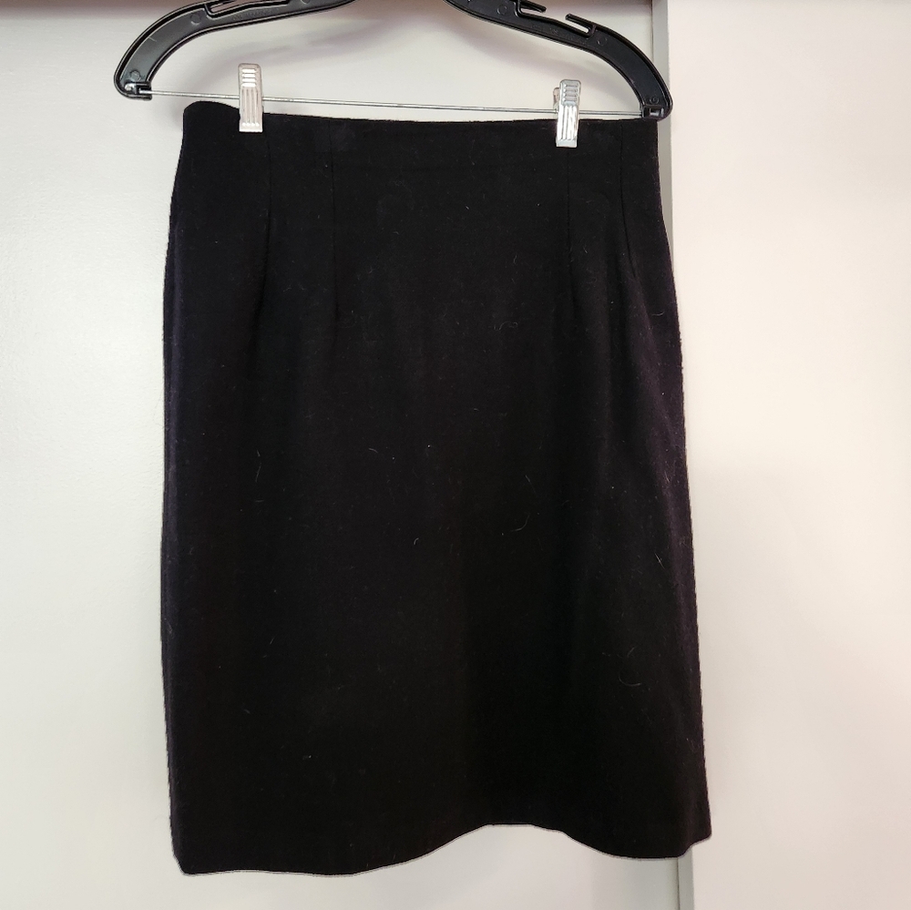 Savannah Classic Wool Skirt Size 10